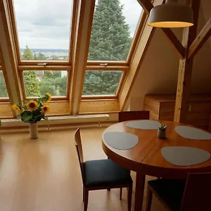 https://apartment-mit-ausblick-im-dresdner-sudwesten.dresdenhotels.net