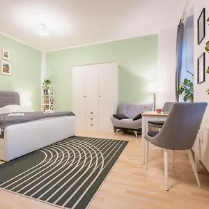 https://schone-ruhige-altbauwohnung.dresdenhotels.net