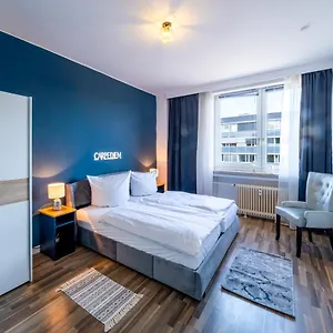https://im-herzen-hannovers-3min-city-95m-3-zimmer-balkon-aufzug.hannover-hotel.net