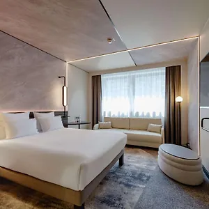 4* فندق نوفوتيل مطار ميونيخ