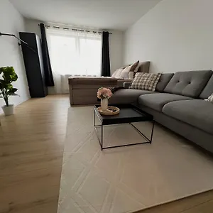 https://schnes-apartment-in-hannover.hannover-hotel.net